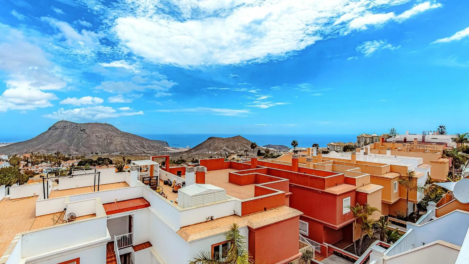 Great View Over The Ocean In Apartment Bianca With Wifi And Pool Chayofa