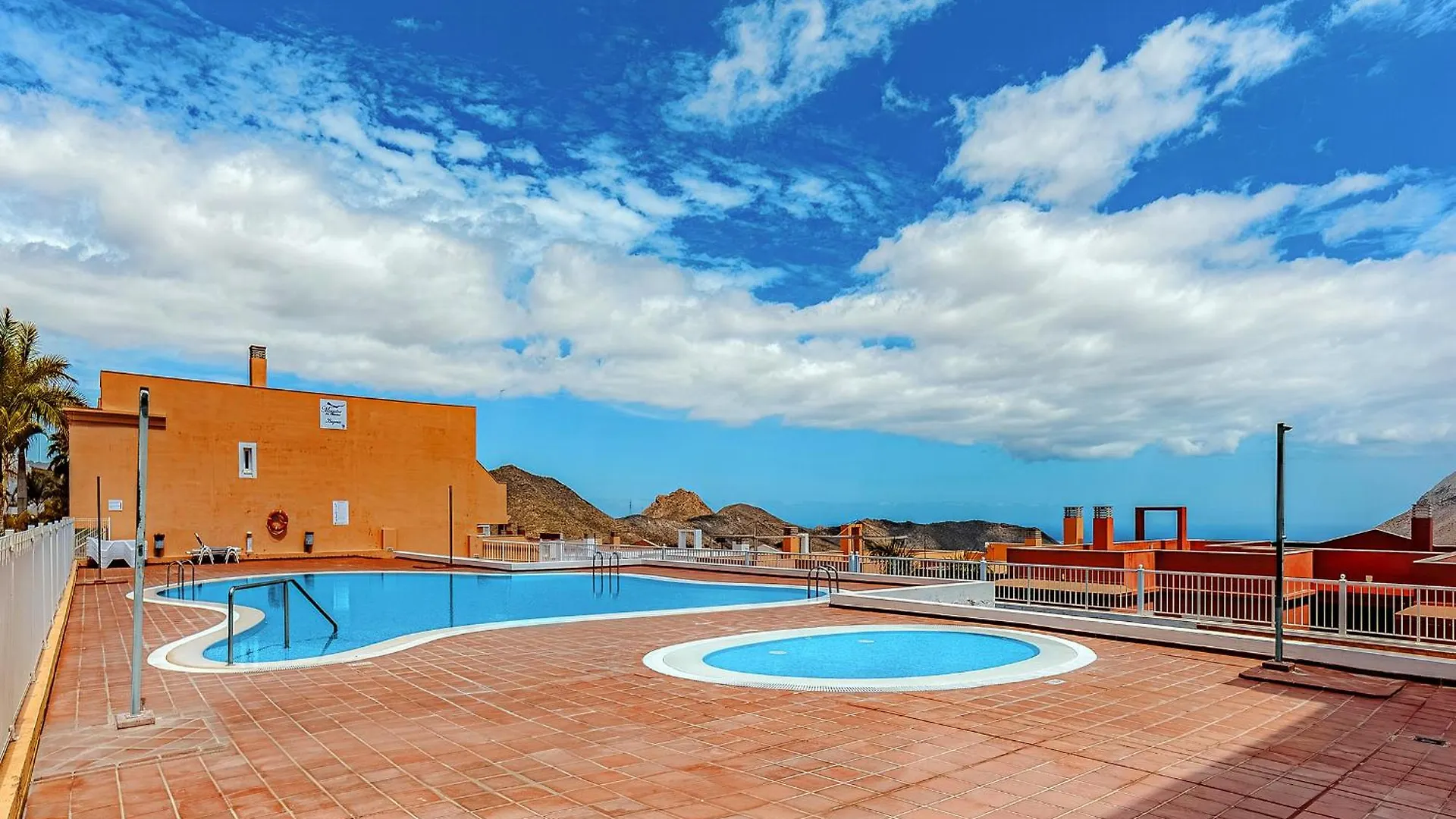Chayofa Great View Over The Ocean In Apartment Bianca With Wifi And Pool
